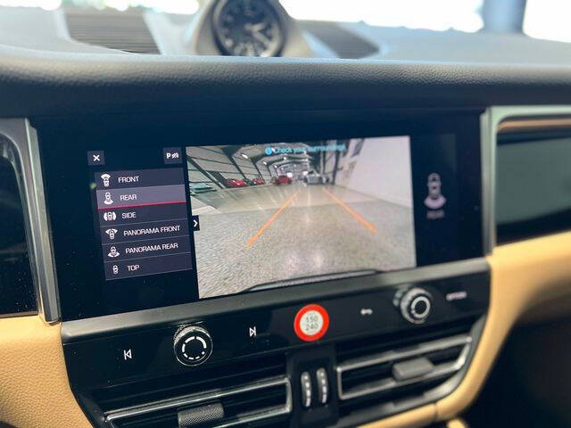 2023 Porsche Macan