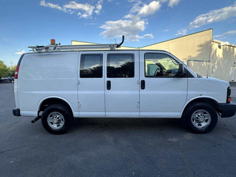 2011 Chevrolet Express 2500