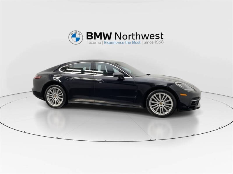 2017 Porsche Panamera 4S