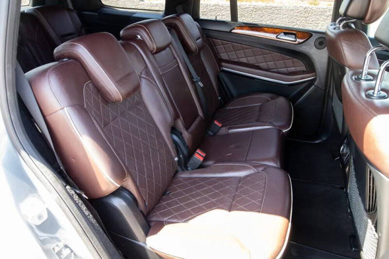 2015 Mercedes-Benz GL-Class GL 550 4MATIC