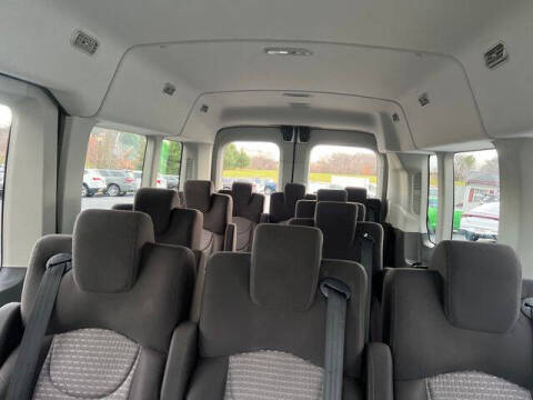 2023 Ford Transit 350 XLT