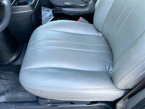 2024 GMC Savana 2500