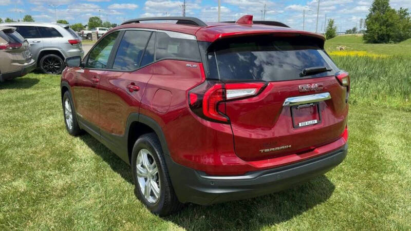 2022 GMC Terrain SLE