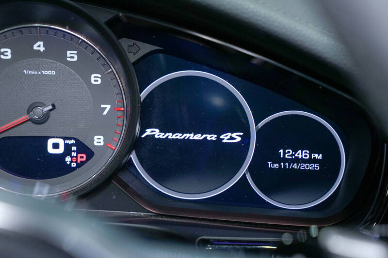 2018 Porsche Panamera 4S