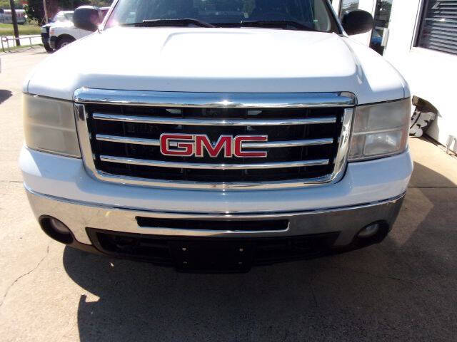 2012 GMC Sierra 1500 SLE photo 2