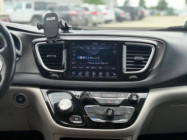 2020 Chrysler Pacifica Touring L