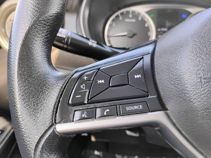 2020 Nissan Kicks S