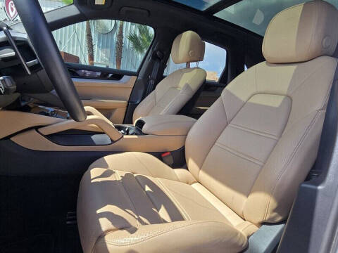 2024 Porsche Cayenne S