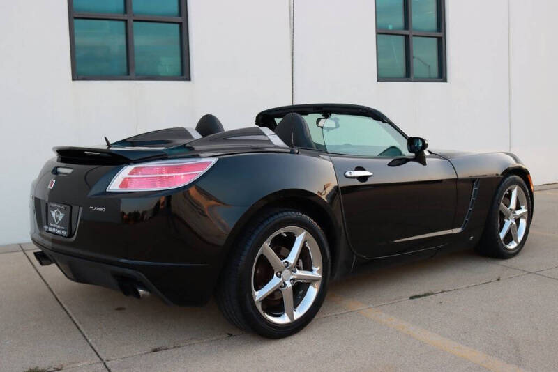 2009 Saturn SKY Red Line