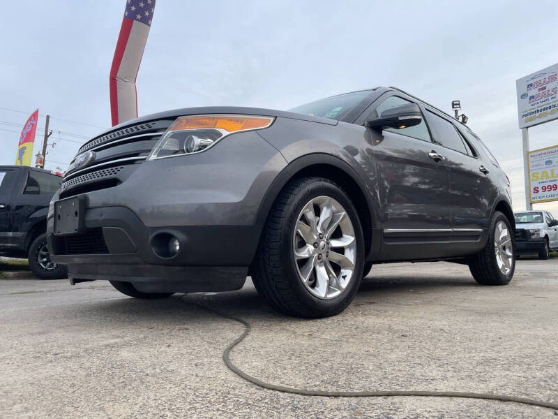 2014 Ford Explorer Limited's photo