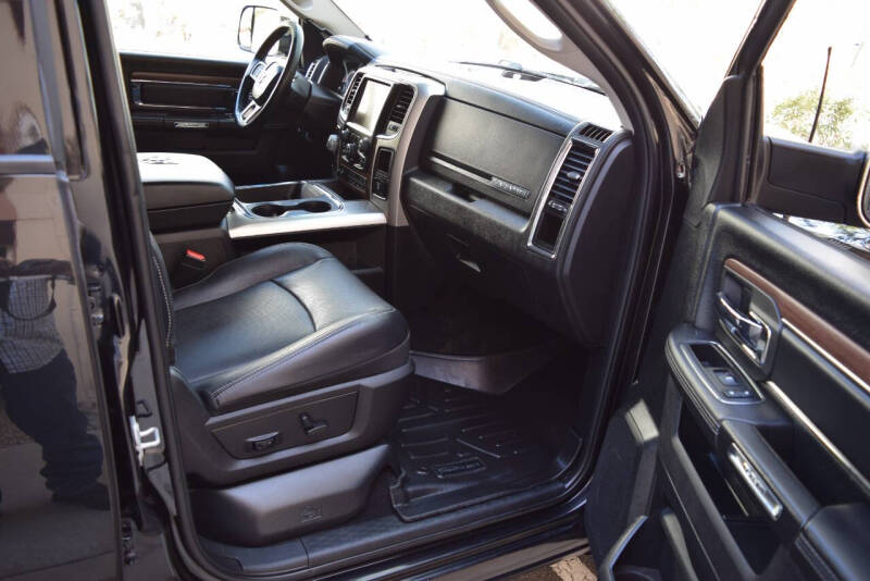 2017 RAM 1500 Laramie