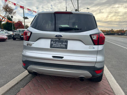 2019 Ford Escape SEL