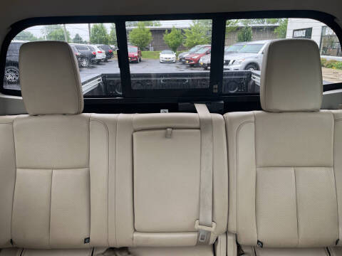 2017 Nissan Titan SL