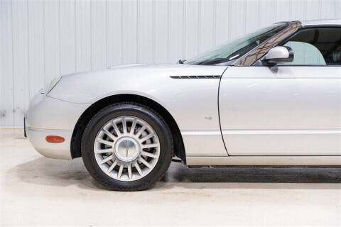2004 Ford Thunderbird Deluxe