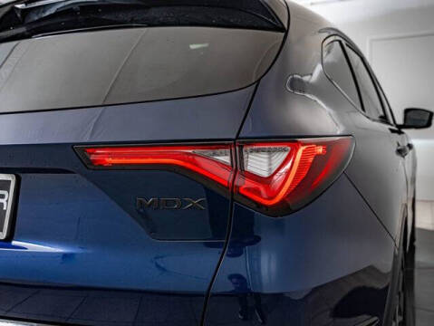 2022 Acura MDX w/Tech