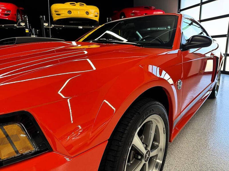 2004 Ford Mustang Mach 1 Premium