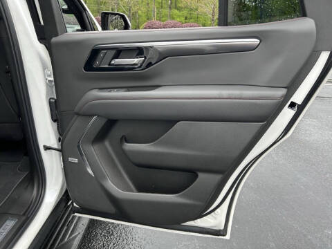 2025 Chevrolet Tahoe RST