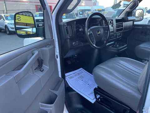 2022 Chevrolet Express 3500