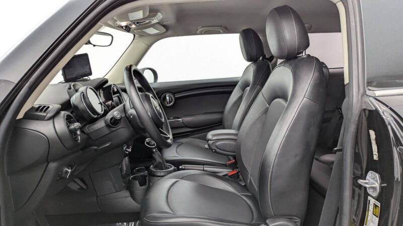 2016 MINI Hardtop 2 Door Cooper