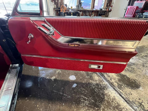 1965 Ford Thunderbird