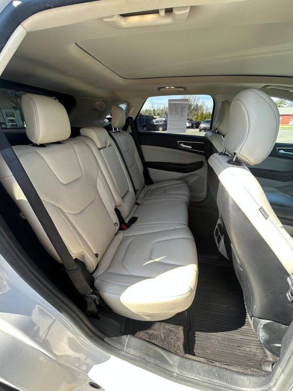 2018 Ford Edge Titanium