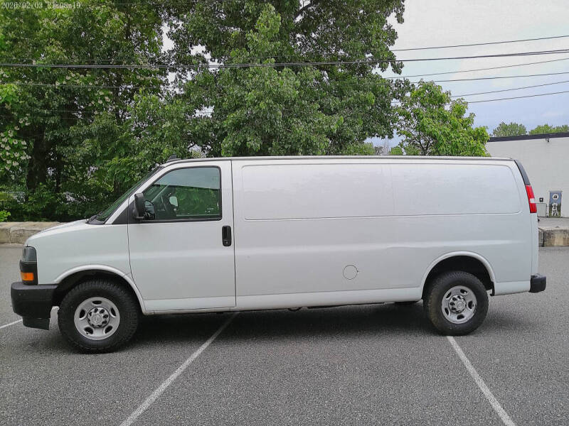 2019 Chevrolet Express 2500