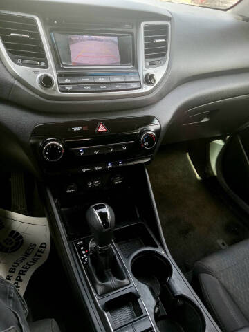 2016 Hyundai Tucson SE