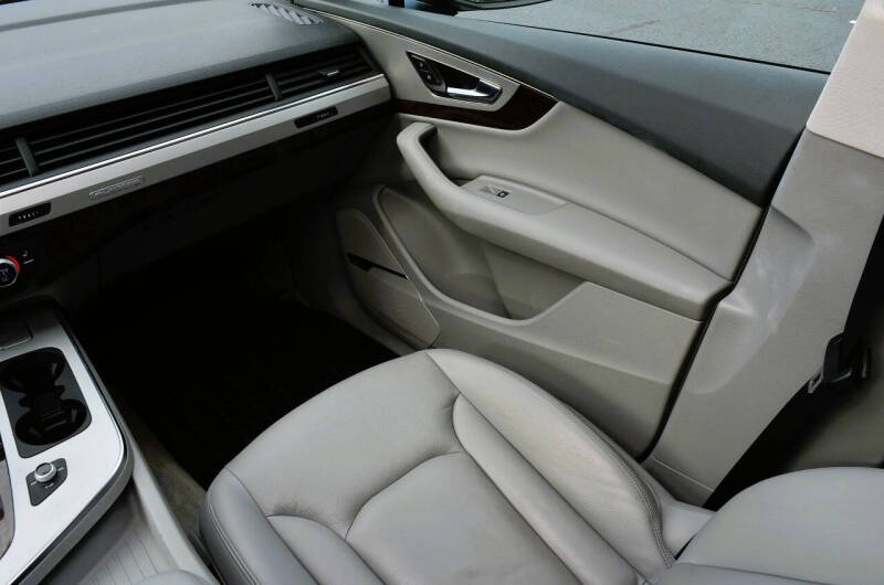 2018 Audi Q7 2.0T quattro Premium Plus