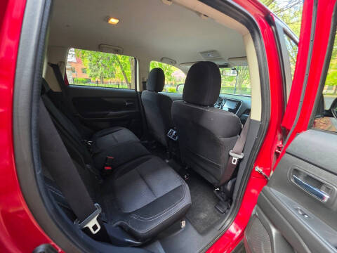2020 Mitsubishi Outlander ES