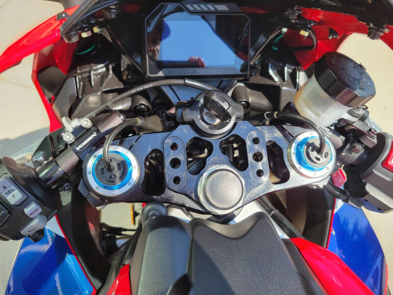 2018 Honda CBR1000RR SP