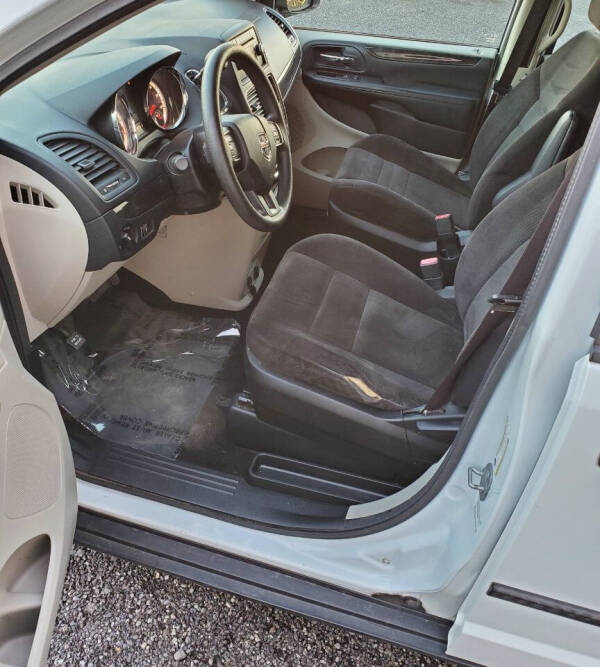 2014 Dodge Grand Caravan American Value Package