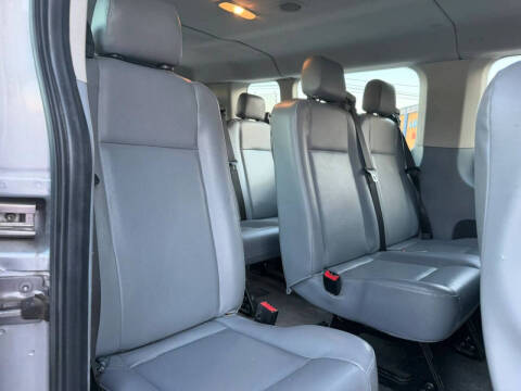 2017 Ford Transit