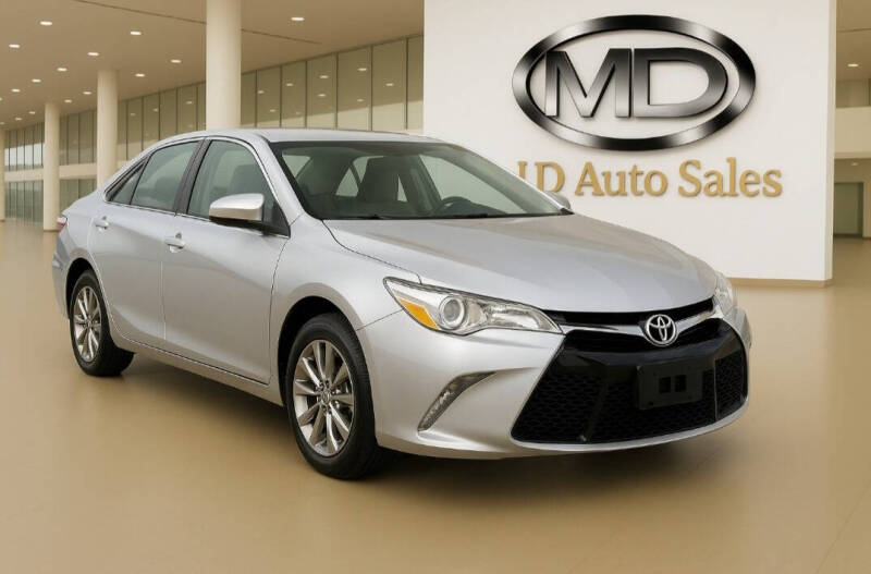 2016 Toyota Camry Special Edition's photo