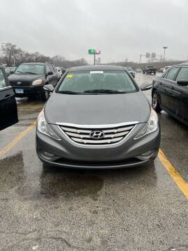 2012 Hyundai Sonata for sale at Midland Commercial. Chicago Cargo Vans & Truck in Bridgeview IL