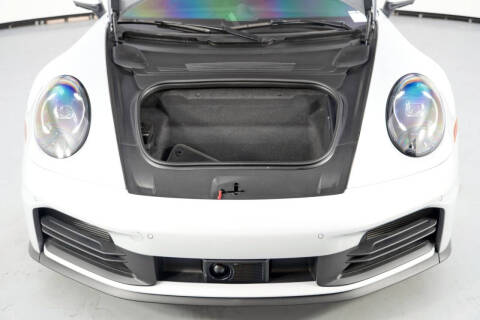 2025 Porsche 911 Carrera