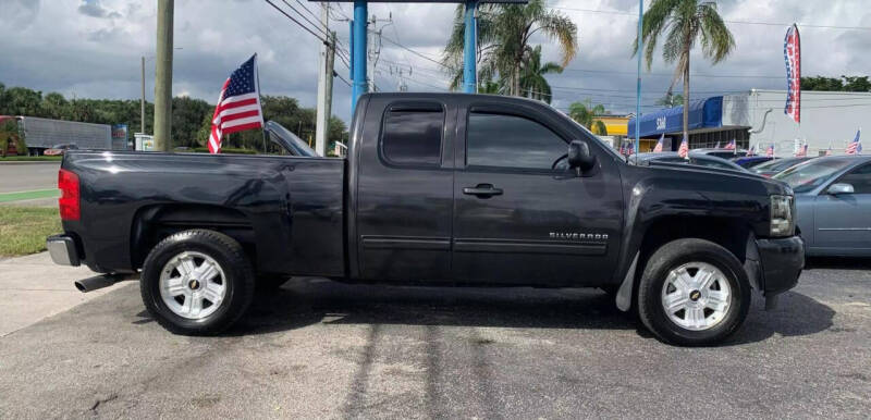 2010 Chevrolet Silverado 1500 LTZ photo 2