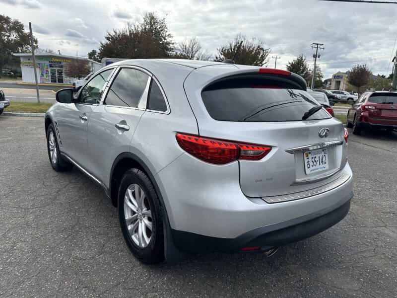 2011 Infiniti FX35