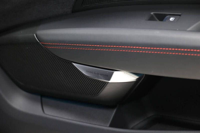 2022 Audi RS e-tron GT quattro