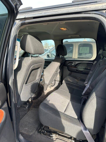 2012 Chevrolet Avalanche LS