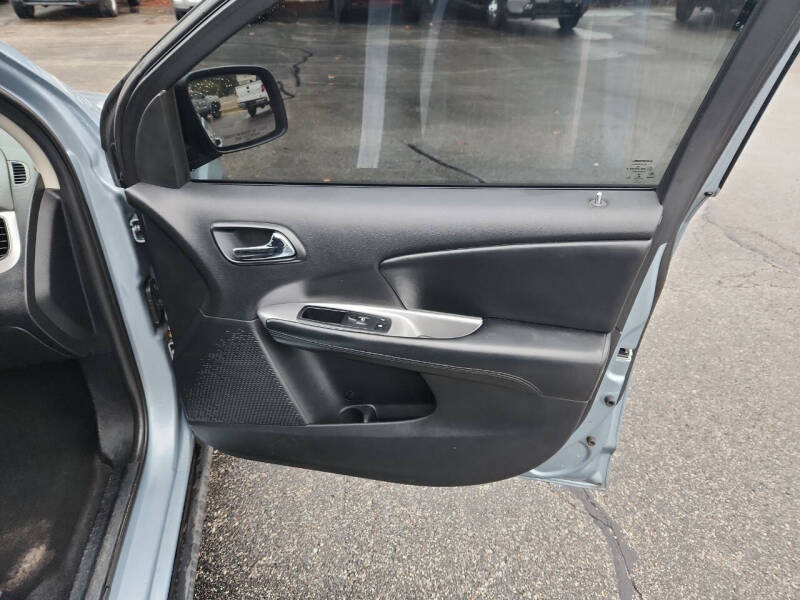 2013 Dodge Journey SE