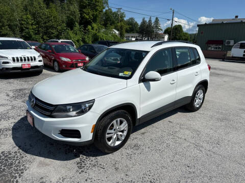 2017 Volkswagen Tiguan for sale at DAN KEARNEY'S USED CARS in Center Rutland VT