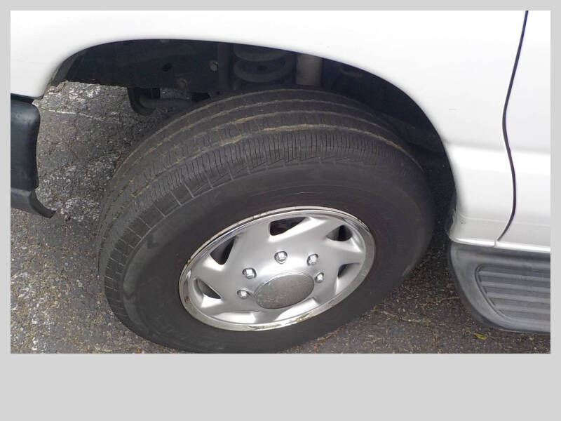 2009 Ford E-Series E-350 SD