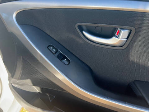 2017 Hyundai Elantra GT