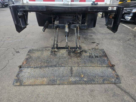 2017 Isuzu NPR XD DSL REG AT