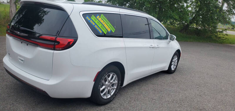 2022 Chrysler Pacifica Touring L