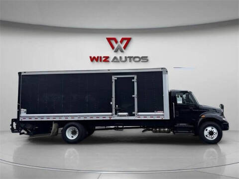 2018 International DuraStar 4300