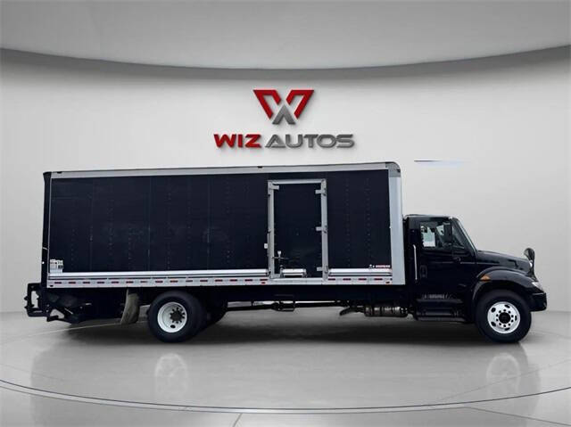 2018 International DuraStar 4300