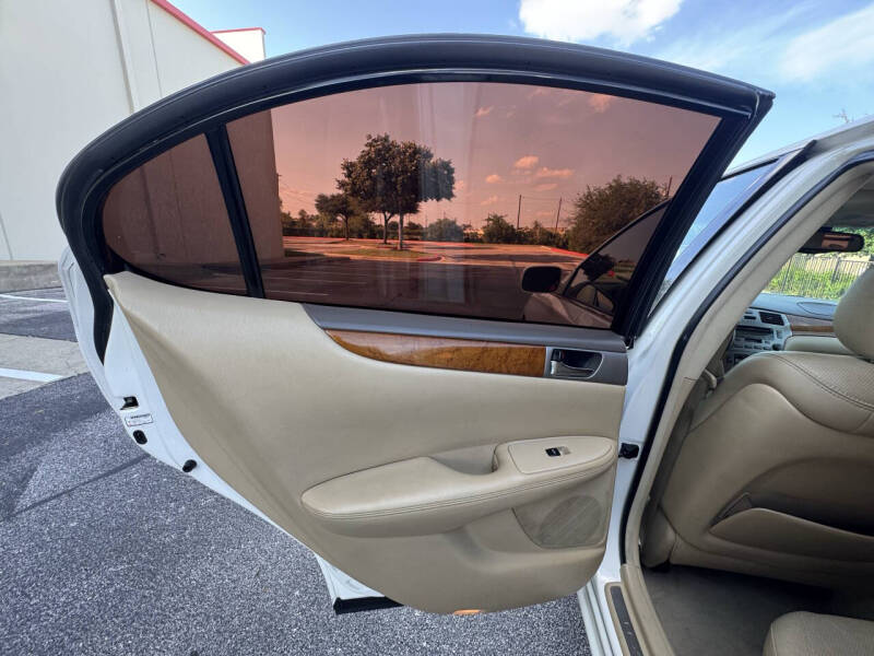 2005 Lexus ES 330