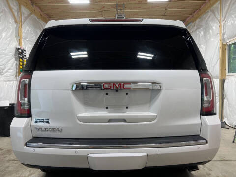 2017 GMC Yukon Denali