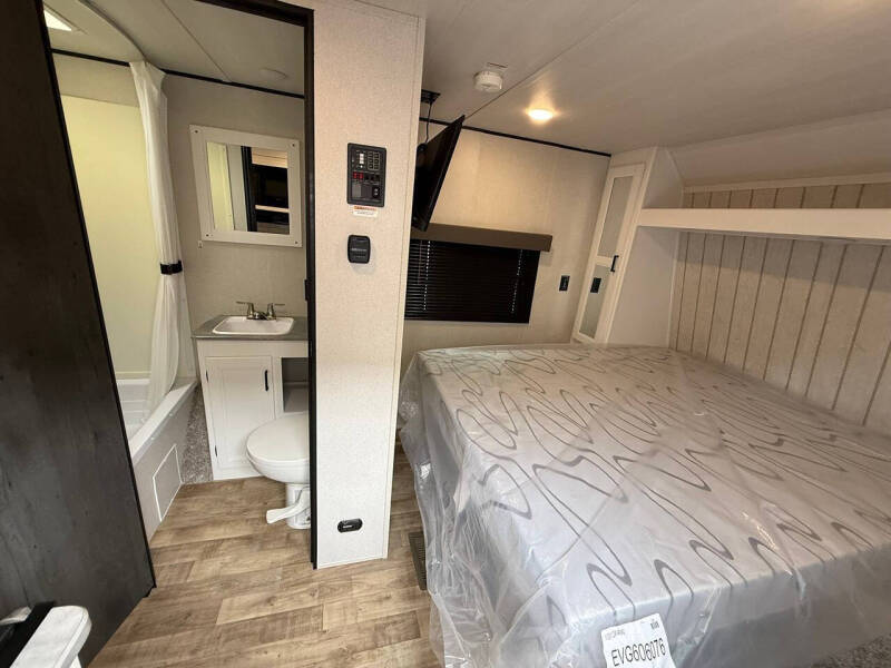 2022 Keystone RV Hideout